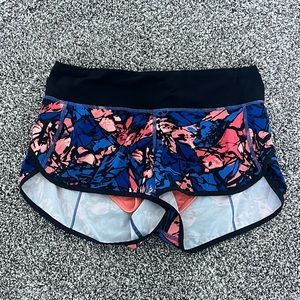 Lululemon Speed Short 3” Paint Storm Harbor Blue multi/Black